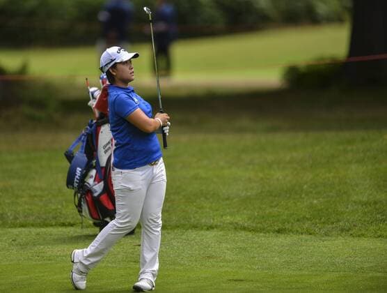 31.07.2016. Woburn Golf Course, Milton Keynes, England. Ricoh Womens Open Golf, final round. Hee-Kyung Bae (Korea) watches the flight of her ball after playing a shot on the 4th. xAndrewxThompsonx  ActionPlus11766916