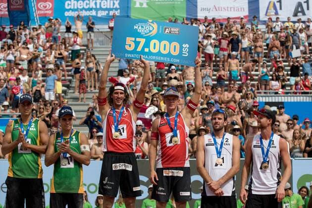 BEACHVOLLEYBALL - A1 Major Klagenfurt 2016 KLAGENFURT,AUSTRIA,31.JUL.16 - Beach volleyball Beachvolleyball - FIVB World Tour 2016, A1 Major Klagenfurt, men, award ceremony. Image shows Gustavo Carvalhaes and Saymon Barbosa Santos (BRA), Aleksandrs Samoilovs and Janis Smedins (LAT) and Chaim Schalk and Ben Saxton (CAN). GEPAxpictures xMaticxKlansek