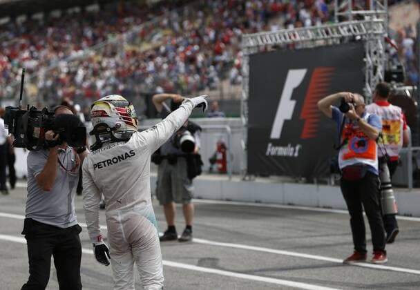 Motorsports: FIA Formula One World Championship WM Weltmeisterschaft 2016, Grand Prix of Germany, 44 Lewis Hamilton (GBR, Mercedes AMG Petronas Formula One Team), xHOCHxZWEIx