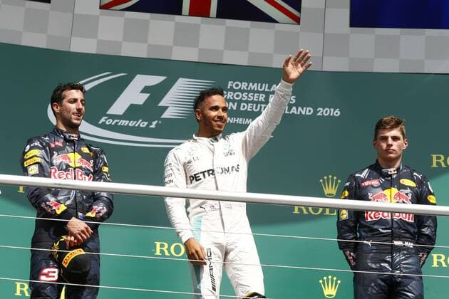 Motorsports: FIA Formula One World Championship WM Weltmeisterschaft 2016, Grand Prix of Germany, 3 Daniel Ricciardo (AUS, Red Bull Racing), 44 Lewis Hamilton (GBR, Mercedes AMG Petronas Formula One Team), 33 Max Verstappen (NLD, Red Bull Racing), xHOCHxZWEIx