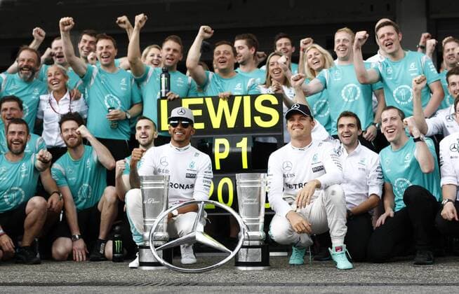 Motorsports: FIA Formula One World Championship WM Weltmeisterschaft 2016, Grand Prix of Germany, 44 Lewis Hamilton (GBR, Mercedes AMG Petronas Formula One Team), 6 Nico Rosberg (GER, Mercedes AMG Petronas Formula One Team), xHOCHxZWEIx