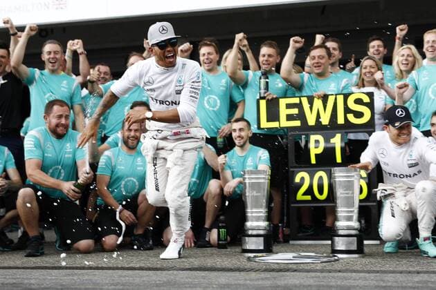 Motorsports: FIA Formula One World Championship WM Weltmeisterschaft 2016, Grand Prix of Germany, 44 Lewis Hamilton (GBR, Mercedes AMG Petronas Formula One Team), 6 Nico Rosberg (GER, Mercedes AMG Petronas Formula One Team), xHOCHxZWEIx