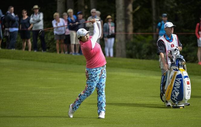 31.07.2016. Woburn Golf Course, Milton Keynes, England. Ricoh Womens Open Golf, final round. Shanshan Feng (China) plays from the fairway on the 11th. xAndrewxThompsonx  ActionPlus11767084