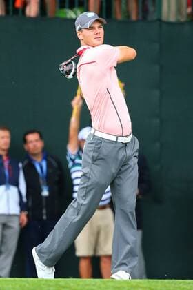 30 JUL 2016: Martin Kaymer of Germany tees off at the 1st hole of the final round of the 98th PGA Golf Herren Championship played at Baltusrol Golf Club in Springfield,NJ.(Photo by Rich Graessle Icon Sportswire) GOLF: JUL 31 PGA - PGA Championship - Final Round Icon07311621252016 EDITORIAL USE ONLY
