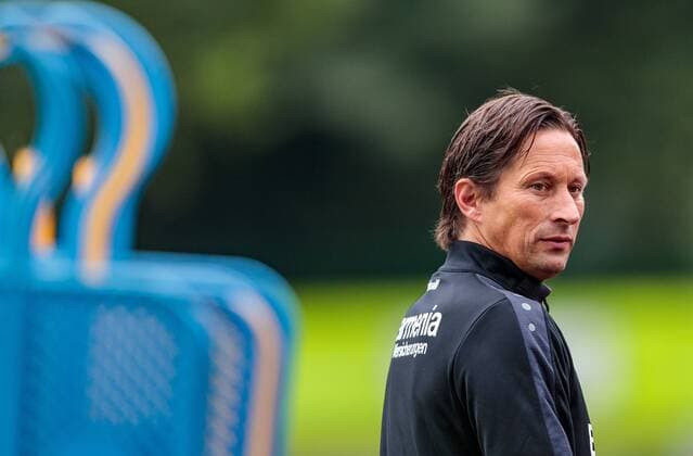 01.08.2016, Alois Latini Stadion, Zell am See, AUT, Bayer 04 Leverkusen, Trainingslager, im Bild Trainer Roger Schmidt (Bayer 04 Leverkusen) during the Trainingscamp of German Bundesliga Club Bayer 04 Leverkusen at the Alois Latini Stadium in Zell am See, Austria on 2016 08 01. Foto: Feichter Eibner-Pressefoto Zell am See  EP_fei  
