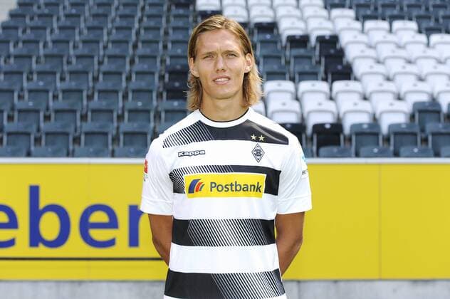 Porträt: Fußball, GER, 1. BL, Bundesliga, Porträttermin 2016 2017, Borussia Mönchengladbach: Jannik Vestergaard (Gladbach). Einzelbild, Portrait, Porträt.