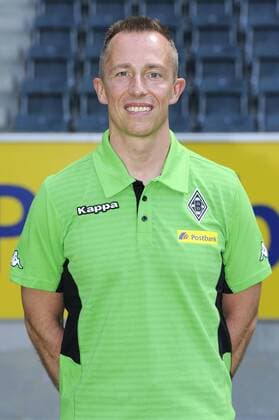 Porträt: Fußball, GER, 1. BL, Bundesliga, Porträttermin 2016 2017, Borussia Mönchengladbach: Masseur Adam Szordykowski (Gladbach). Einzelbild, Portrait, Porträt.