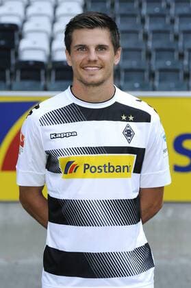 Porträt: Fußball, GER, 1. BL, Bundesliga, Porträttermin 2016 2017, Borussia Mönchengladbach: Jonas Hofmann (Gladbach). Einzelbild, Portrait, Porträt.
