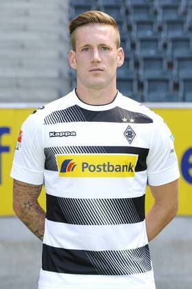Porträt: Fußball, GER, 1. BL, Bundesliga, Porträttermin 2016 2017, Borussia Mönchengladbach: Andre Hahn (Gladbach). Einzelbild, Portrait, Porträt.