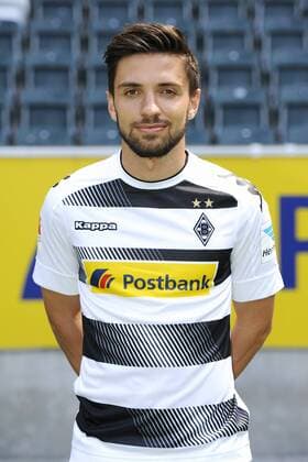 Porträt: Fußball, GER, 1. BL, Bundesliga, Porträttermin 2016 2017, Borussia Mönchengladbach: Julian Korb (Gladbach). Einzelbild, Portrait, Porträt.