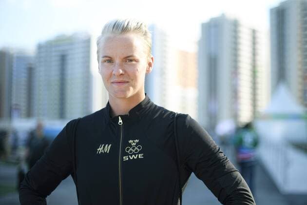 Rio 2016, Fußball, Shooting mit schwedischem Damen-Team 160801 Sveriges Nilla Fischer poserar för ett porträtt pa en pressträff med det svenska damlandslaget i fotboll den 1 augusti 2016 under OS i Rio de Janeiro.  Copyright: CARLxSANDIN BB160801CS033