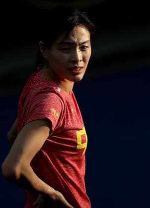(160801) -- RIO DE JANEIRO, Aug. 1, 2016 -- Chinese diving athlete Wu Minxia reacts during a training session in Rio de Janeiro, Brazil, on Aug. 1, 2016. Members of Chinese diving team arrived in Rio de Janeiro and began their first adaptive training on Monday. ) (SP)BRAZIL-RIO DE JANEIRO-CHINESE DIVING TEAM-TRAINING CaoxCan 