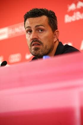 Fußball, CL Quali, Red Bull Salzburg Pressekonferenz SOCCER - UEFA CL quali, RBS vs Tirana SALZBURG,AUSTRIA,02.AUG.16 - SOCCER - UEFA Champions League, qualifiers, Red Bull Salzburg vs FK Partizani Tirana, press confernce. Image shows head coach Oscar Garcia (RBS). GEPAxpictures xFelixxRoittner