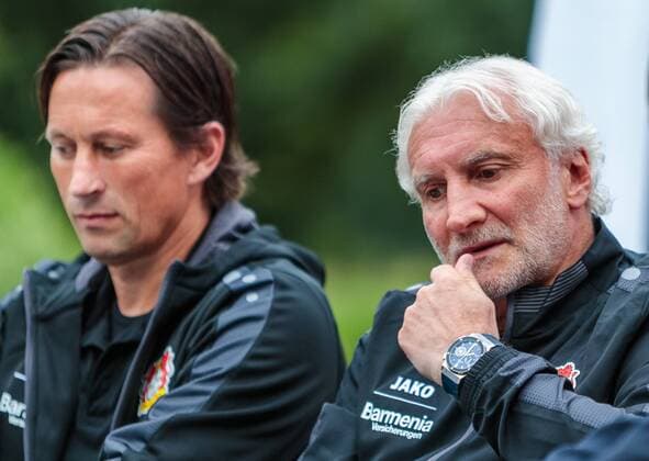 01.08.2016, Golfclub, Zell am See, AUT, Bayer 04 Leverkusen, Trainingslager, im Bild Trainer Roger Schmidt (Bayer 04 Leverkusen), Sportdirektor Rudi Voeller (Bayer 04 Leverkusen) during the Trainingscamp of German Bundesliga Club Bayer 04 Leverkusen at the Golf Club in Zell am See, Austria on 2016 08 01. Zell am See  EP_fei  