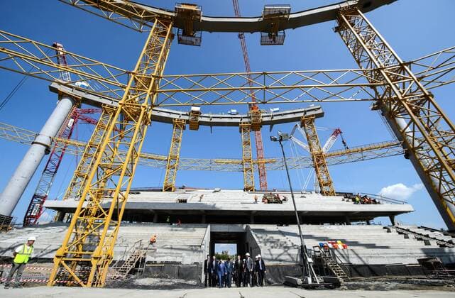 YEKATERINBURG, RUSSIA - AUGUST 2, 2016: A view of Yekaterinburg Central Stadium (Yekaterinburg Arena). The stadium, a venue of 2018 FIFA World Cup WM Weltmeisterschaft Fussball matches, is currently under renovation. TASS Russian First Deputy PM Shuvalov inspects Yekaterinburg Central Stadium  - ZUMA