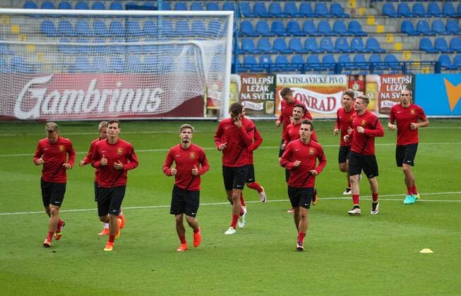 SOCCER - UEFA EL quali, Liberec vs Admira LIBEREC,CZECH REPUBLIC,02.AUG.16 - SOCCER - UEFA Europa League, qualifiers, Slovan Liberec vs FC Admira Wacker Moedling, preview, final training Admira. Image shows players of Admira. GEPAxpictures xPhilippxBrem