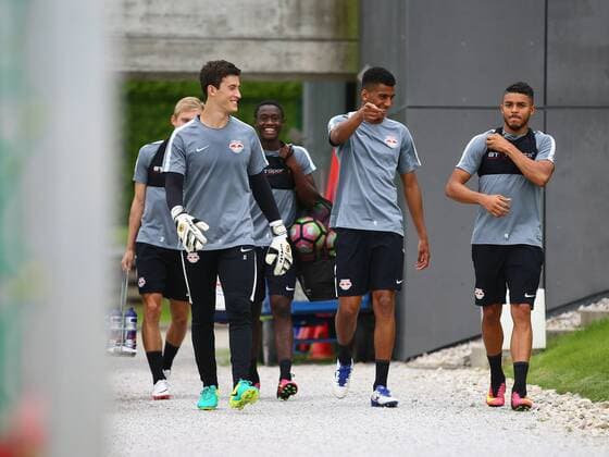 SOCCER - UEFA CL quali, RBS vs Tirana SALZBURG,AUSTRIA,02.AUG.16 - SOCCER - UEFA Champions League, qualifiers, Red Bull Salzburg vs FK Partizani Tirana, training. Image shows Airton Moraes Michellon, Bernardo Fernandes da Silva Junior and Maciel Wanderson (RBS). GEPAxpictures xFelixxRoittner