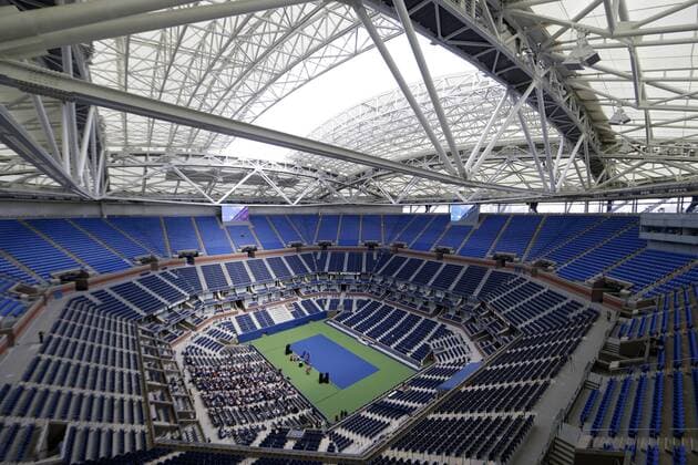 The opening and closing of the new retractable roof is demonstrated at an official USTA unveiling ceremony in Arthur Ashe Stadium for the US Open Tennis Championships at the USTA Billie Jean King National Tennis Center in New York City on August 2, 2016. The retractable roof was completed in time for the 2016 US Open tournament.  NYP20160802104 JOHNxANGELILLO
