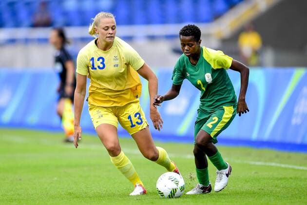 160803 - Fridolina Rolfö - -- Lebohang Ramalepe - Fussball Nationalteam Damen Frauenfussball - Schweden - Südafrika - 3 augusti 2016 OS i Rio de Janeiro.  Copyright: PETTERxARVIDSON BB160803PA010