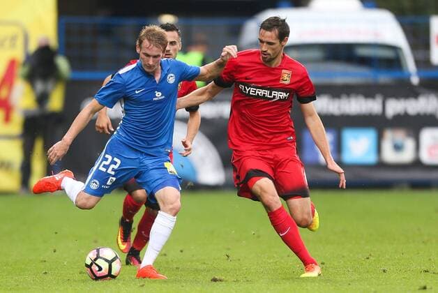 SOCCER - UEFA EL quali, Liberec vs Admira LIBEREC,CZECH REPUBLIC,03.AUG.16 - SOCCER - UEFA Europa League, qualification, Slovan Liberec vs FC Admira Wacker Moedling. Image shows Petr Sevcik (Liberec) and Markus Lackner (Admira). GEPAxpictures xPhilippxBrem