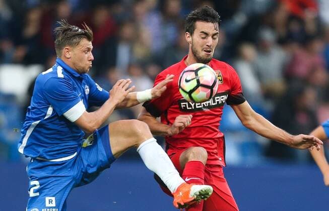 SOCCER - UEFA EL quali, Liberec vs Admira LIBEREC,CZECH REPUBLIC,03.AUG.16 - SOCCER - UEFA Europa League, qualification, Slovan Liberec vs FC Admira Wacker Moedling. Image shows Radim Breite (Liberec) and Fabio Strauss (Admira). GEPAxpictures xPhilippxBrem