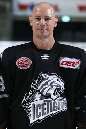 03.08.2016 - Eishockey - Saison 2016 2017 - DEL - Thomas Sabo Icetigers Ice Tigers Nürnberg - Mannschaftsfoto - MaWi - Steven Reinprecht (28, Thomas Sabo Ice Tigers Nürnberg) Einzelbild