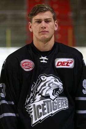 03.08.2016 - Eishockey - Saison 2016 2017 - DEL - Thomas Sabo Icetigers Ice Tigers Nürnberg - Mannschaftsfoto - MaWi - Leo Pföderl Pfoederl (93, Thomas Sabo Ice Tigers Nürnberg) Einzelbild