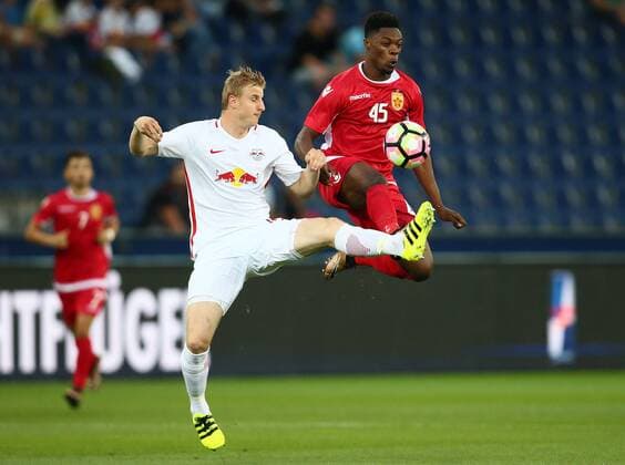 SOCCER - UEFA CL quali, RBS vs Tirana SALZBURG,AUSTRIA,03.AUG.16 - SOCCER - UEFA Champions League, qualification, Red Bull Salzburg vs FK Partizani Tirana. Image shows Martin Hinteregger (RBS) and Caleb Ekuban (Tirana). GEPAxpictures xFelixxRoittner