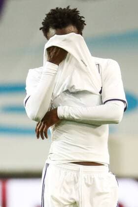 Anderlecht s Idrissa Sylla looks dejected after the return leg of the third qualification round for the Champions League competition between Belgian first league soccer team RSC Anderlecht and Russian team FC Rostov in Brussels, Wednesday 03 August 2016. The first leg ended in a 2-2 draw. VIRGINIExLEFOUR  x04903144x