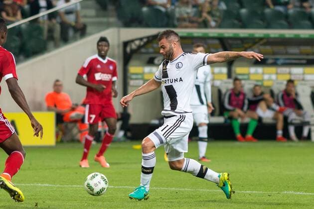 Fußball, CL Quali, Legia Warschau - AS Trencin WARSZAWA 03.08.2016 UEFA CHAMPIONS LEAGUE QUALIFICATION THIRD ROUND MATCH: LEGIA WARSAW - FK AS TRENCIN NZ NEMANJA NIKOLIC  160803DAK064