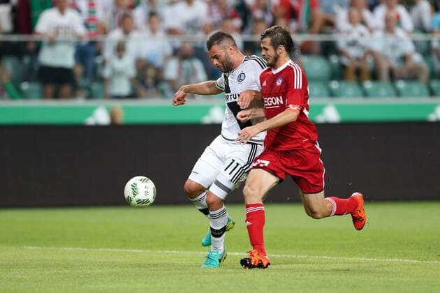 Fußball, CL Quali, Legia Warschau - AS Trencin WARSZAWA 03.08.2016 UEFA CHAMPIONS LEAGUE QUALIFICATION THIRD ROUND MATCH IN WARSAW: LEGIA WARSZAWA - FK AS TRENCIN NEMANJA NIKOLIC PETER KLESCIK  160803PYK0024