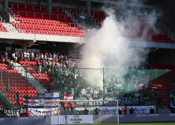 SOCCER - EL quali, Trnava vs A.Wien TRNAVA,SLOVAKIA,04.AUG.16 - UEFA Europa League, qualification, FC Spartak Trnava vs FK Austria Wien. Image shows fans. GEPAxpictures xChristianxOrt