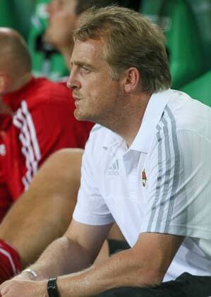 SOCCER - EL quali, Rapid vs Zhodino VIENNA,AUSTRIA,04.AUG.16 - SOCCER - UEFA Europa League, qualification, SK Rapid Wien vs FC Torpedo Zhodino. Image shows head coach Mike Bueskens (Rapid). Keywords: Wien Energie. GEPAxpictures xMarioxKneisl