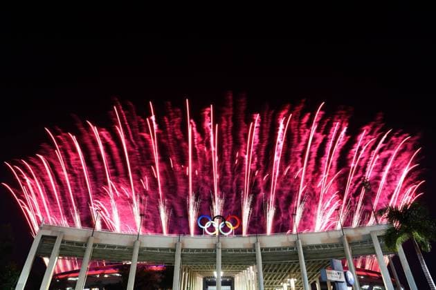 Bilder des Tages - SPORT Rio 2016, Eröffnungsfeier Japan Delegation (JPN), AUGUST 5, 2016 : Opening Ceremony at Maracana during the Rio 2016 Olympic Games Olympische Spiele Olympia OS in Rio de Janeiro, Brazil.  (ipha026702)