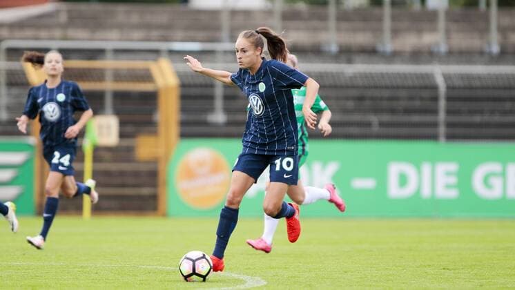 Fußball, Frauen, VfL Wolfsburg - SV Werder Bremen;Tessa Wullaert (Wolfsburg, 10). xtgx