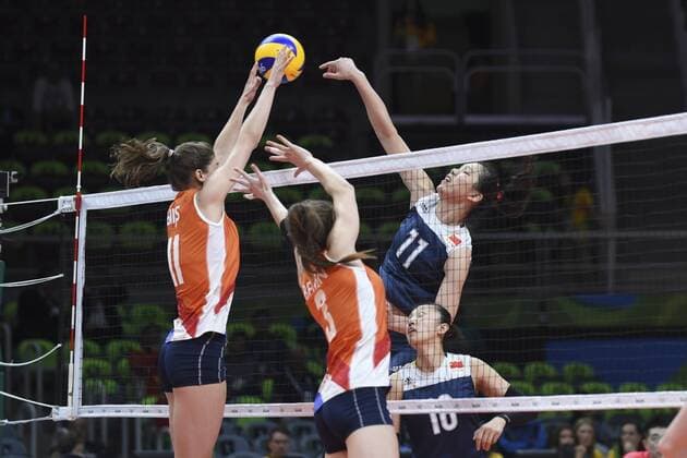 2016 Volleyball Olympics RIO DE JANEIRO, RJ - 06.08.2016: 2016 VOLLEYBALL OLYMPICS - Buijs Anne (NED), Belien Yvon (NED) and Yuli XU (CHN) during the Volleyball Rio Olympics 2016 held in Maracanazinho. NOT AVAILABLE FOR LICENSING IN CHINA (Photo: Celso Pupo Fotoarena) x1172122x  CelsoxPupo