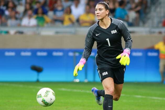 Olympics 2016 Football BH BELO HORIZONTE, MG - 06.08.2016: OLYMPICS 2016 FOOTBALL BH - Hope Solo, goalkeeper of USA during the match between United States (USA) x France (FRA) at the Football Group G Olympic Women, the 2016 Olympics held in Mineirao Stadium in the host city Belo Horizonte, MG. (Photo: Dudu Macedo Fotoarena) x1172593x  DuduxMacedo