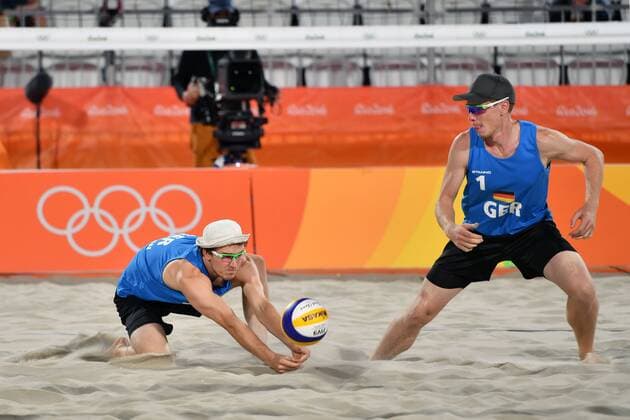 Rio 2016, Beachvolleyball, Böckermann und Flüggen verlieren Auftaktmatch Markus Boeckermann (re) und Lars Flueggen (GER),Aktion. Beachvolleyball der Maenner am 06.08.2016,Beachvolleyball Stadion, Copacabana. Olympische Sommerspiele 2016, vom 05.08. - 21.08.2016 in Rio de Janeiro Brasilien.