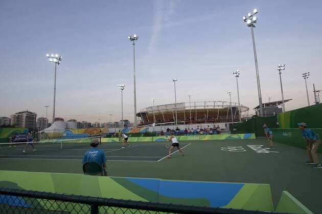 Uebersicht ueber das Olympische Tennis Center, Tennis Doppel der Frauen, Women s Doubles First Round KASATKINA Daria KUZNETSOVA Svetlana, RUS vs GROENEFELD Anna-Lena SIEGEMUND Laura, GER 2:0 am 06.08.2016 Olympische Sommerspiele 2016, vom 05.08. - 21.08.2016 in Rio de Janeiro Brasilien.