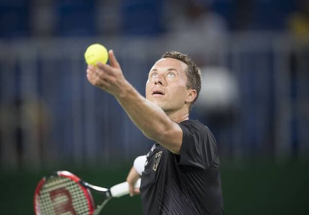 Philipp KOHLSCHREIBER, GER, Aktion, Aufschlag, TENNIS Einzel der Maenner, erste Runde, Men s Singles First Round Philipp KOHLSCHREIBER, GER vs Guido PELLA, ARG 2:1 am 06.08.2016 Olympische Sommerspiele 2016, vom 05.08. - 21.08.2016 in Rio de Janeiro Brasilien.