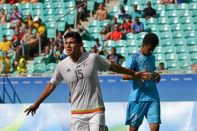 Rio 2016, Fußball, Fidschi - Mexiko Olympics 2016 Football Salvador SALVADOR, BA - 07.08.2016: OLYMPICS 2016 FOOTBALL SALVADOR - Erick Mexico Gutierrez celebrates goal in the match between Mexico (MEX) and Fiji (FIJ) by Group C Olympic Men& 39;s Football Rio Olympics in 2016 in a match held at the Arena Fonte Nova in Salvador host city. (Photo: João Alvarez Fotoarena) x1173478x  Jo?oxAlvarez