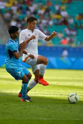 Rio 2016, Fußball, Fidschi - Mexiko Olympics 2016 Football Salvador SALVADOR, BA - 07.08.2016: OLYMPICS 2016 FOOTBALL SALVADOR - bid from Jose Abella Mexico and Nickel Chand of Fiji in the match between Mexico (MEX) and Fiji (FIJ) by Group C Olympic Men& 3Football Rll Rio Olympics in 2016 in a match held at the Arena Fonte Nova in Salvador host city. (Photo: João Alvarez Fotoarena) x1173489x  Jo?oxAlvarez