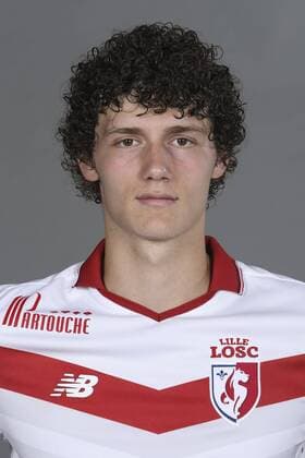 Benjamin Pavard (Lille) FOOTBALL : Fussball - OSC Lille - LOSC - Porträttermin - Studio - 19 07 2016 GwendolineLeGoff Panoramic 