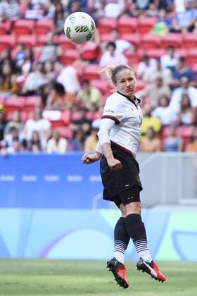 160809 Deutschland s Babett Peter - Fußball, Deutschland vs Kanada Nationalteam 9. August 2016 OS i Brasilia.  Copyright: CARLxSANDIN BB160809CS062