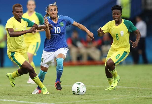 Olympics 2016 Football Manaus MANAUS, AM - 09.08.2016: OLYMPICS 2016 FOOTBALL MANAUS - Marta leads the ball in attack during match between South Africa (RSA) vs. Brazil (BRA) by the game and the Olympic Football Women& 39;s Group Rio Olympics 2016 held in Amazonia Arena in Manaus host city. (Photo: Emanuel Pires Fotoarena) x1176704x  EmanuelxPires