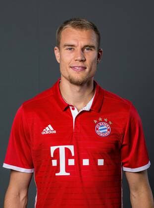 FUSSBALL 1. BUNDESLIGA SAISON 2016 2017 10.08.2016 Fototermin beim FC Bayern Muenchen: Holger Badstuber
