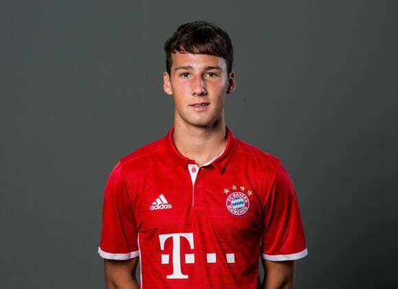 FUSSBALL 1. BUNDESLIGA SAISON 2016 2017 10.08.2016 Fototermin beim FC Bayern Muenchen: Fabian Benko