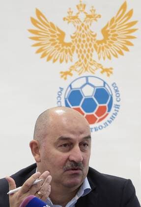 MOSCOW, RUSSIA â€“ AUGUST 11, 2016: Stanislav Cherchesov, newly appointed head coach of the Russian men s national football team, speaks at a news conference following a meeting of the Executive Committee of the Russian Football Union. Mikhail Metzel TASS  TS02CA91