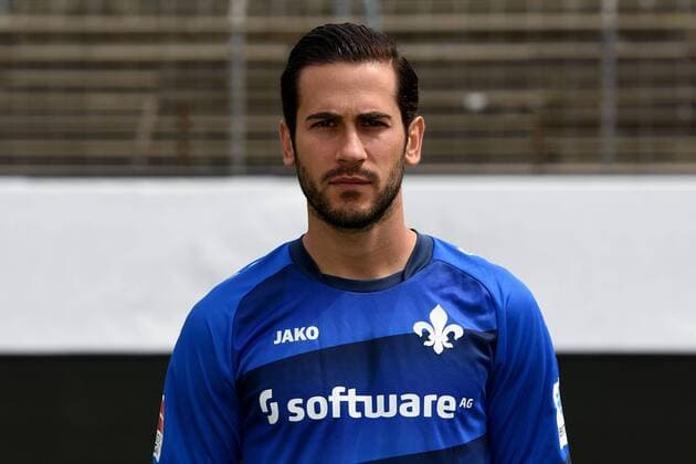 11.08.2016, xfux, Fussball GER 1.Bundesliga, SV Darmstadt 98 Fototermin, 1.BL PortraÌˆttermin Saison 2016 2017 emspor emonline deloka, Mario Vrancic (SV Darmstadt 98) Darmstadt
