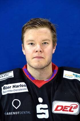 DEL, Fischtown Pinguins Bremerhaven Porträttermin GER, Portraits DEL 16 17 FISCHTOWN PINGUINS 05.08.2016, Eisarena, Bremerhaven, GER, Portraits DEL 16 17 FISCHTOWN PINGUINS, im Bild Jani NIEMINEN (FISCHTOWN PINGUINS 39) nordphotox xScheer